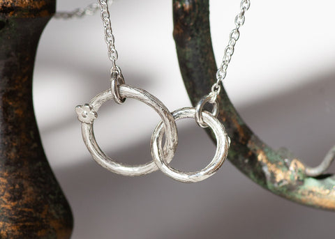 circle jewellery meaning