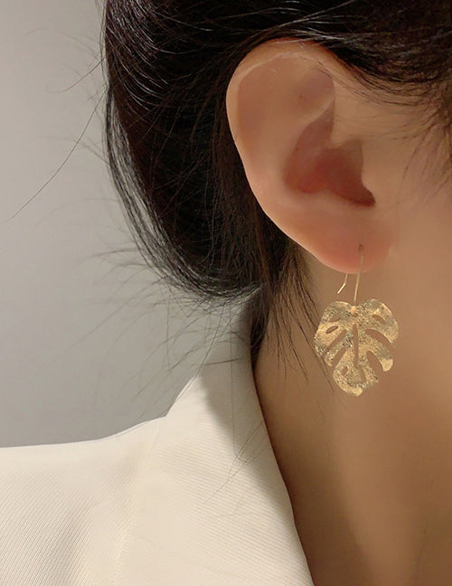 Gold Leaf Dangle Earring