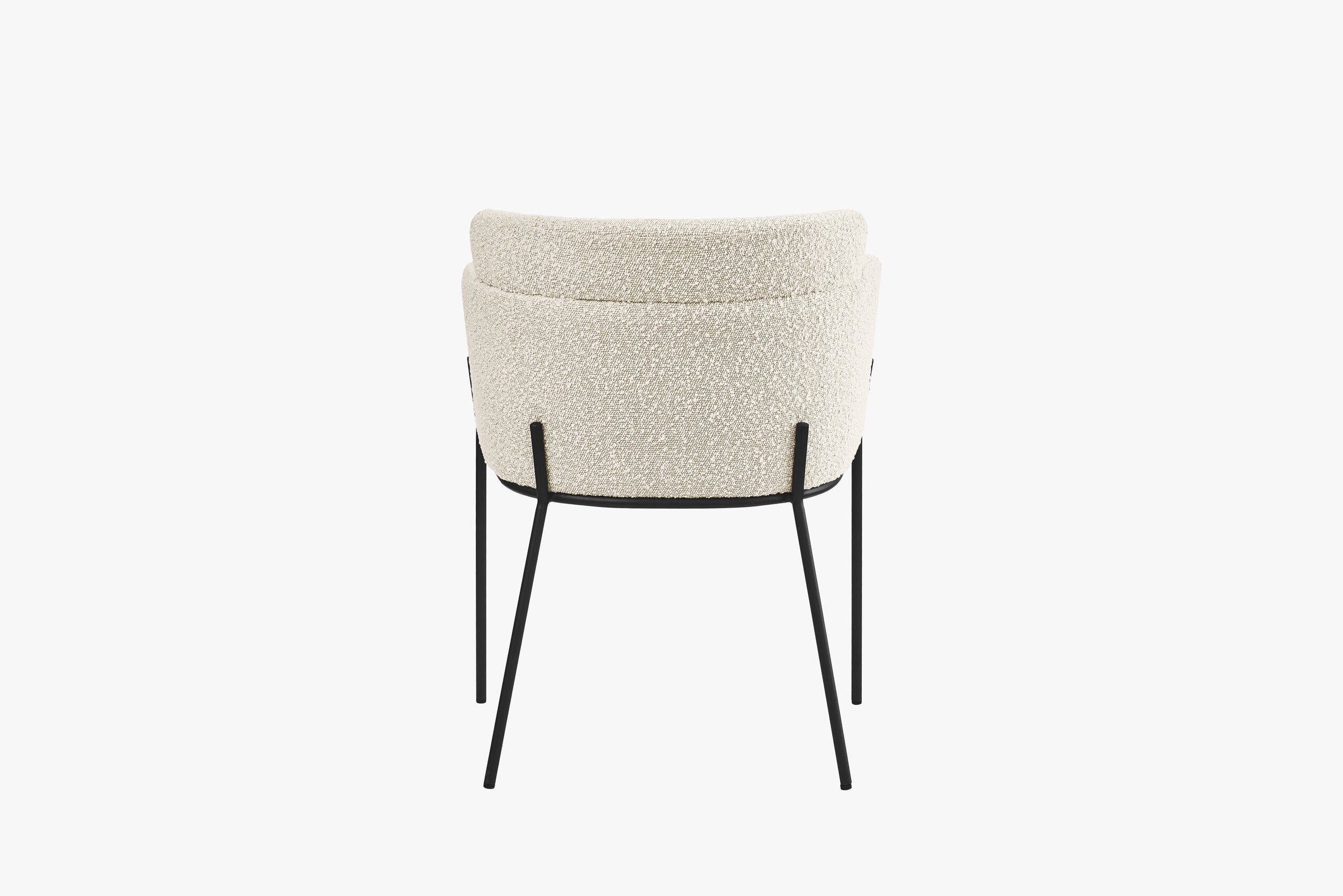 Sonya tables et chaises bouclé beige