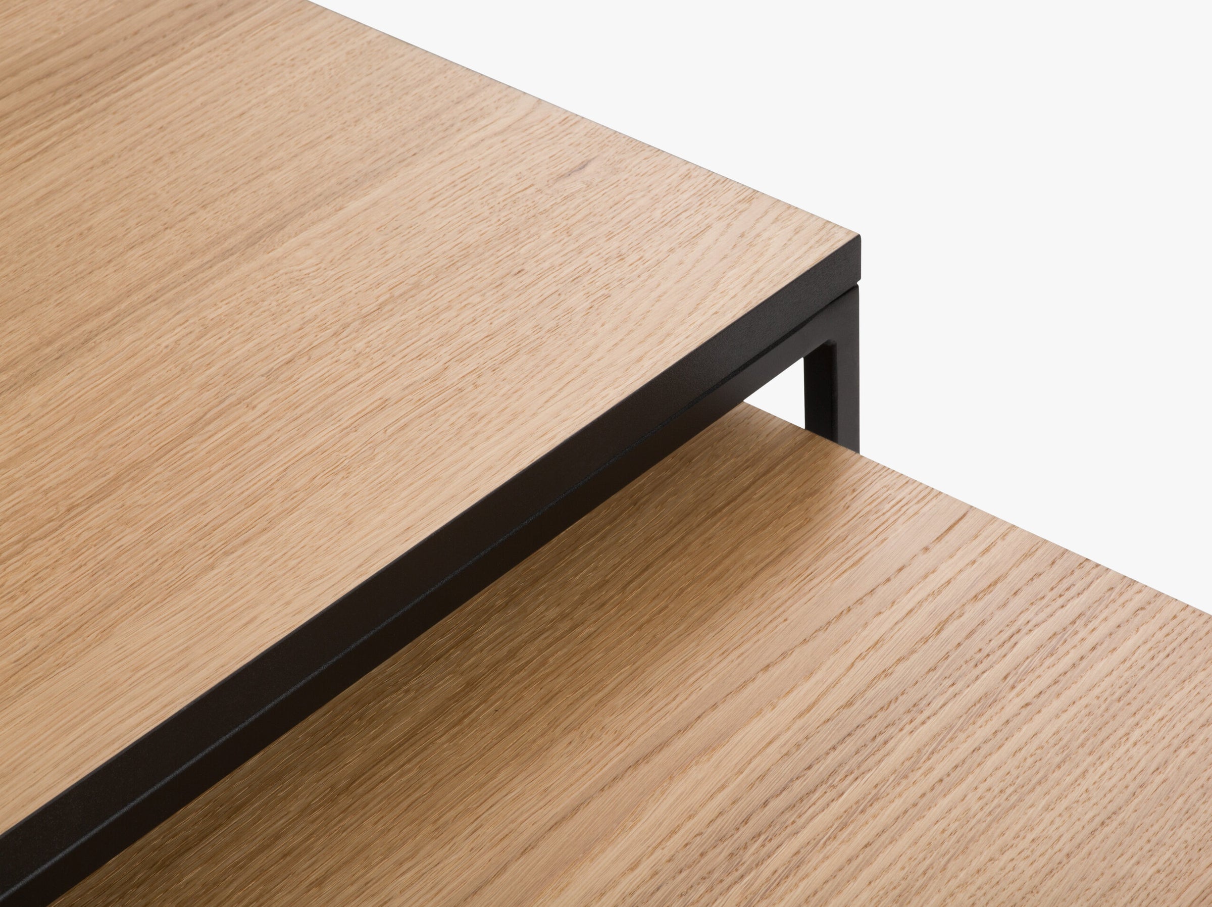 Veld tables & chairs wood natural oak veneer