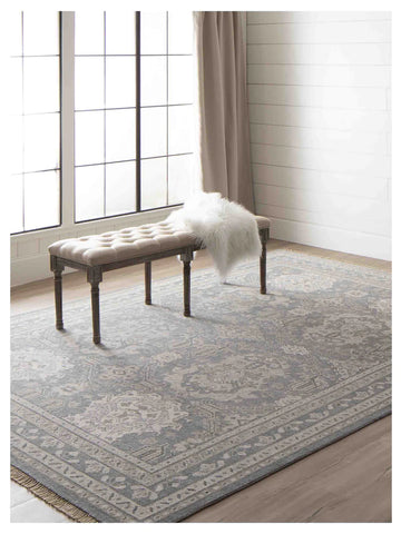 Karastan Paradigm RG144 Cornflower Traditional Knotted Rug