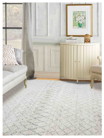 Marion Ivory 8x10 Rug