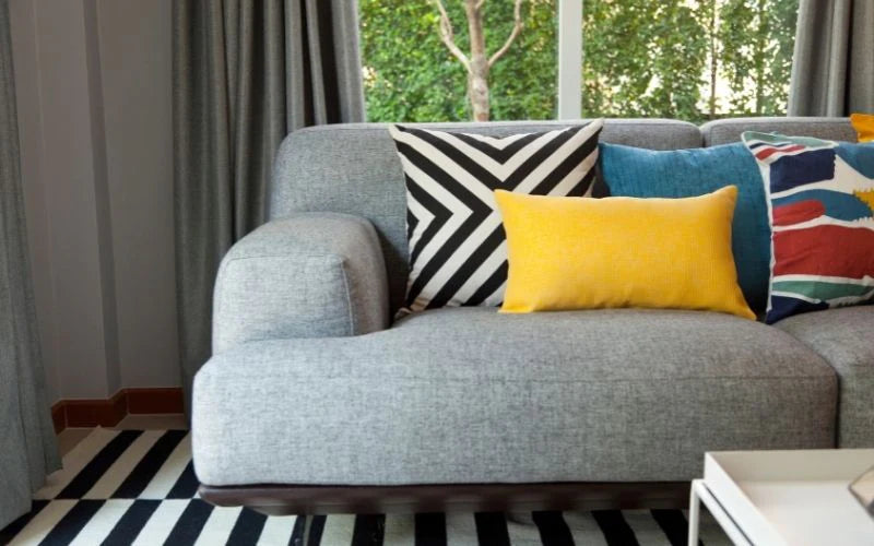 Decorative Tips To Embellish Your Sofa With Cushions | Comfy Covers