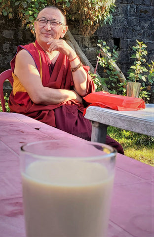 Geshe Kunga treated us to tea at a shop along the kora by HHDL's temple