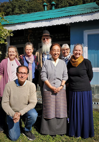 Group photo at Kashmir Cottage with Rinchen Khando Choegyal