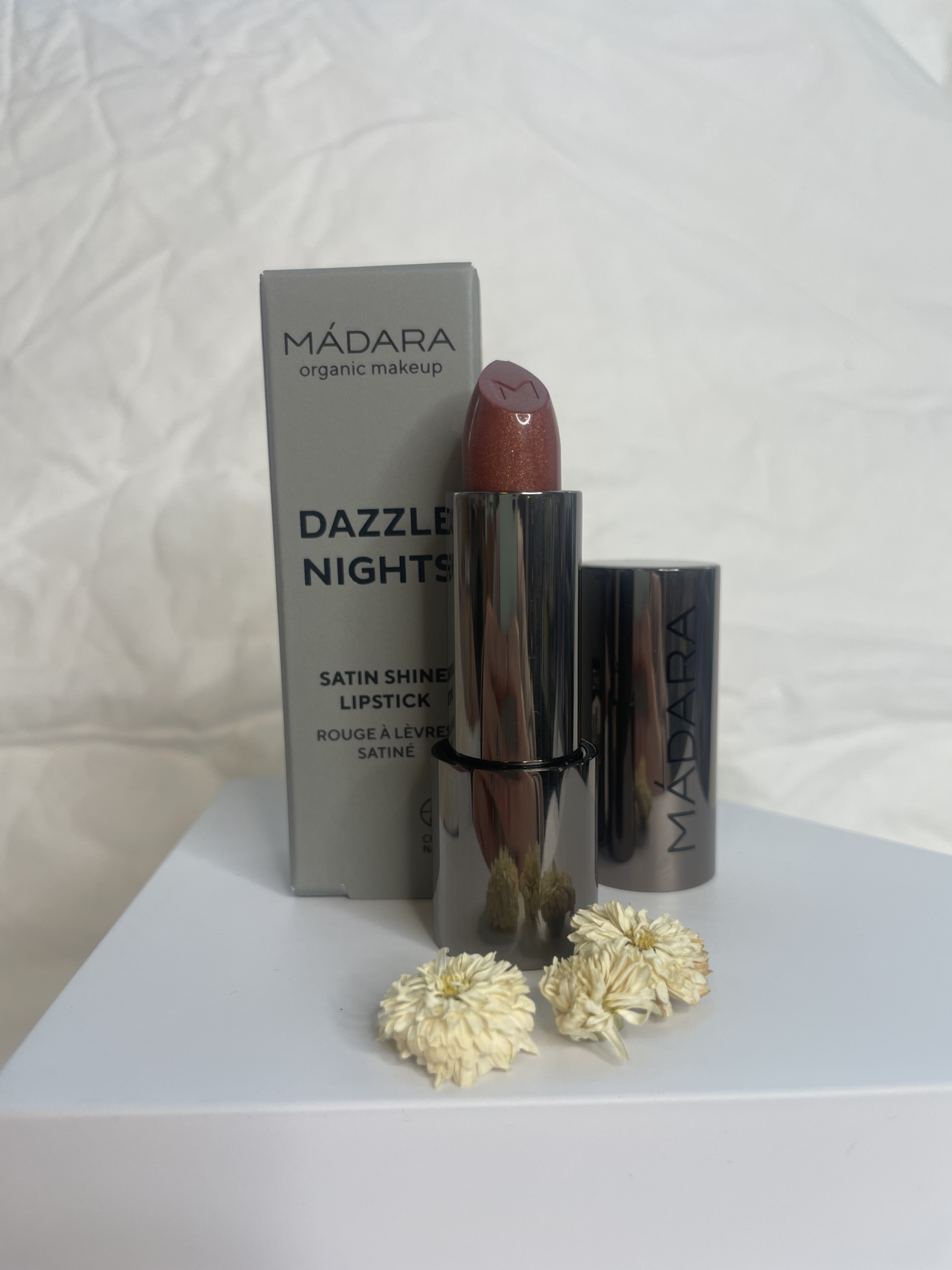 MADARA DAZZLE NIGHTS Satin Shine Lipstick, #507 RUST