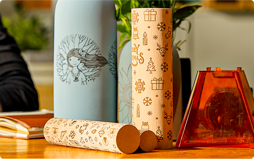 Cylinder and bottles engraved with LP2