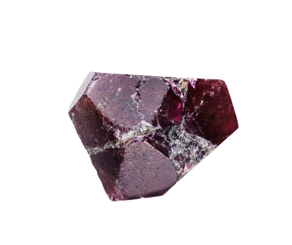 Garnet.jpg__PID:53a7d10b-5ec0-4f30-9052-092f917c57db