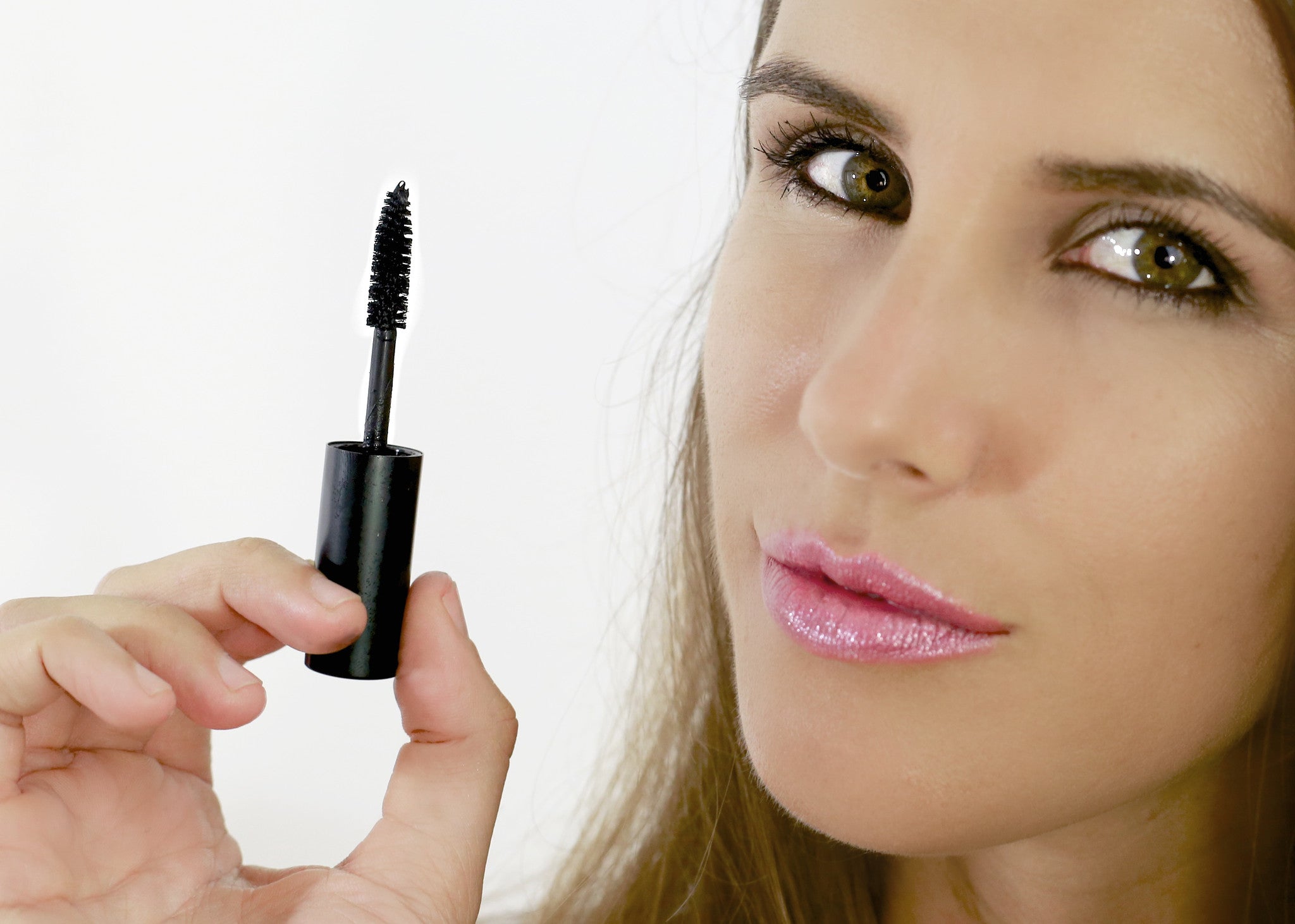 Black Mascara for Sensitive Dry Eyes, Older women & Lash Extensions