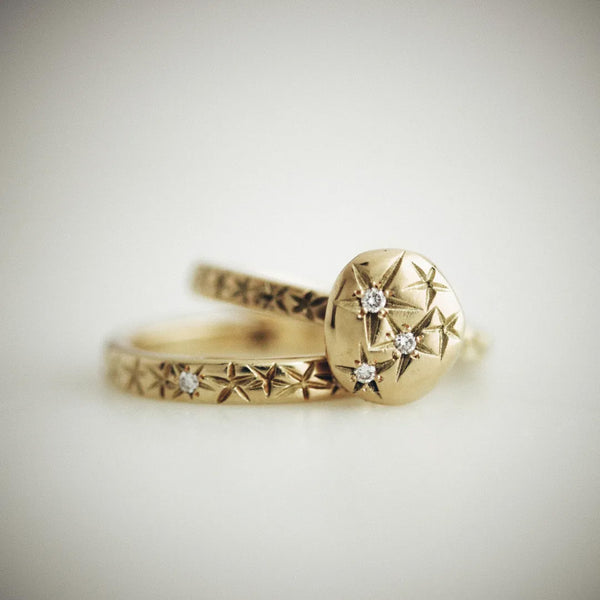 Miki Tanaka Jewelry gold Twinkle Ring with star shapes