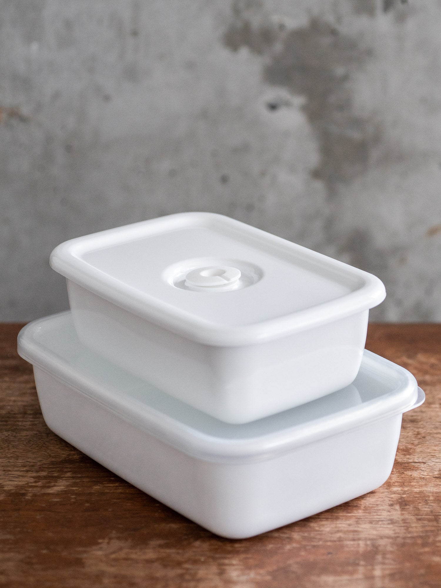 Noda Horo White Series Enamel Rectangle Shallow Food Containers