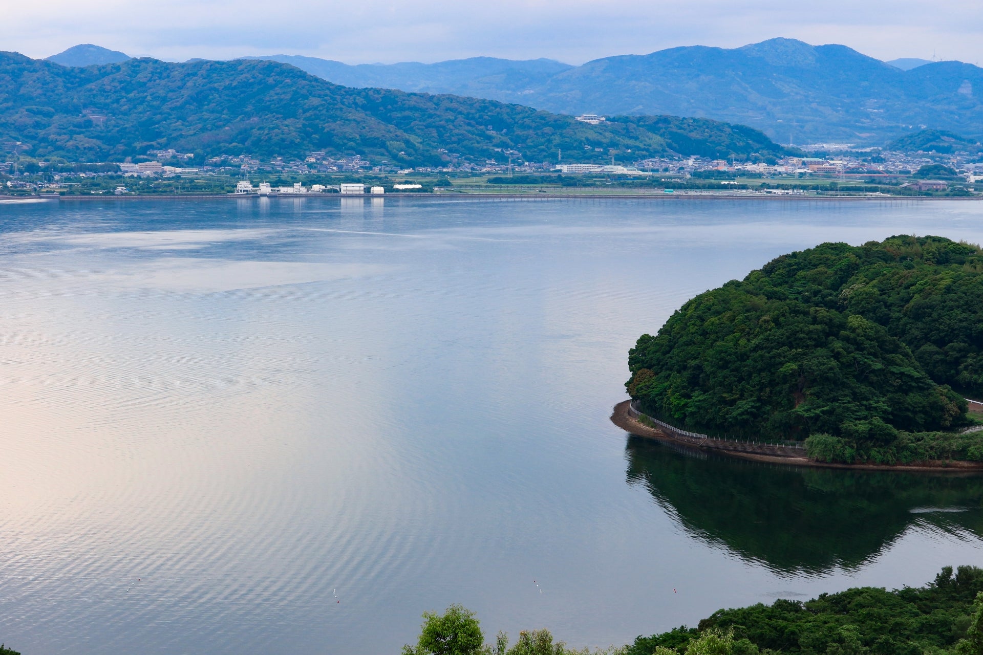hamanako.jpg__PID:f276ba57-febc-4099-9f16-4ed60582b31b