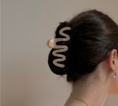 wavy twist claw clip