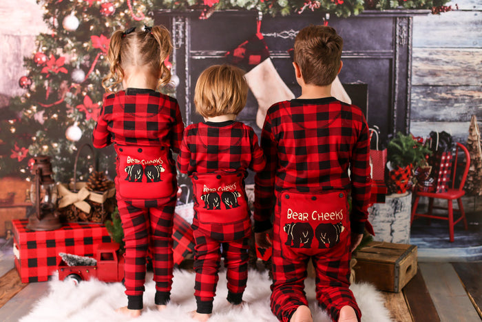 Cracker Barrel Old Country Store Our Black Lab Buffalo Plaid Pajamas Are  Here! Bring Home These Charming PJs To Create More Heartfelt Holiday  Traditions With The Available For Mom