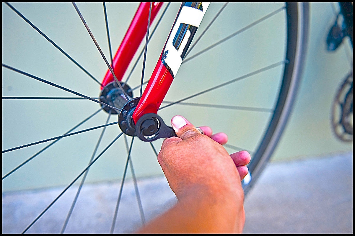 bicycle front wheel lock