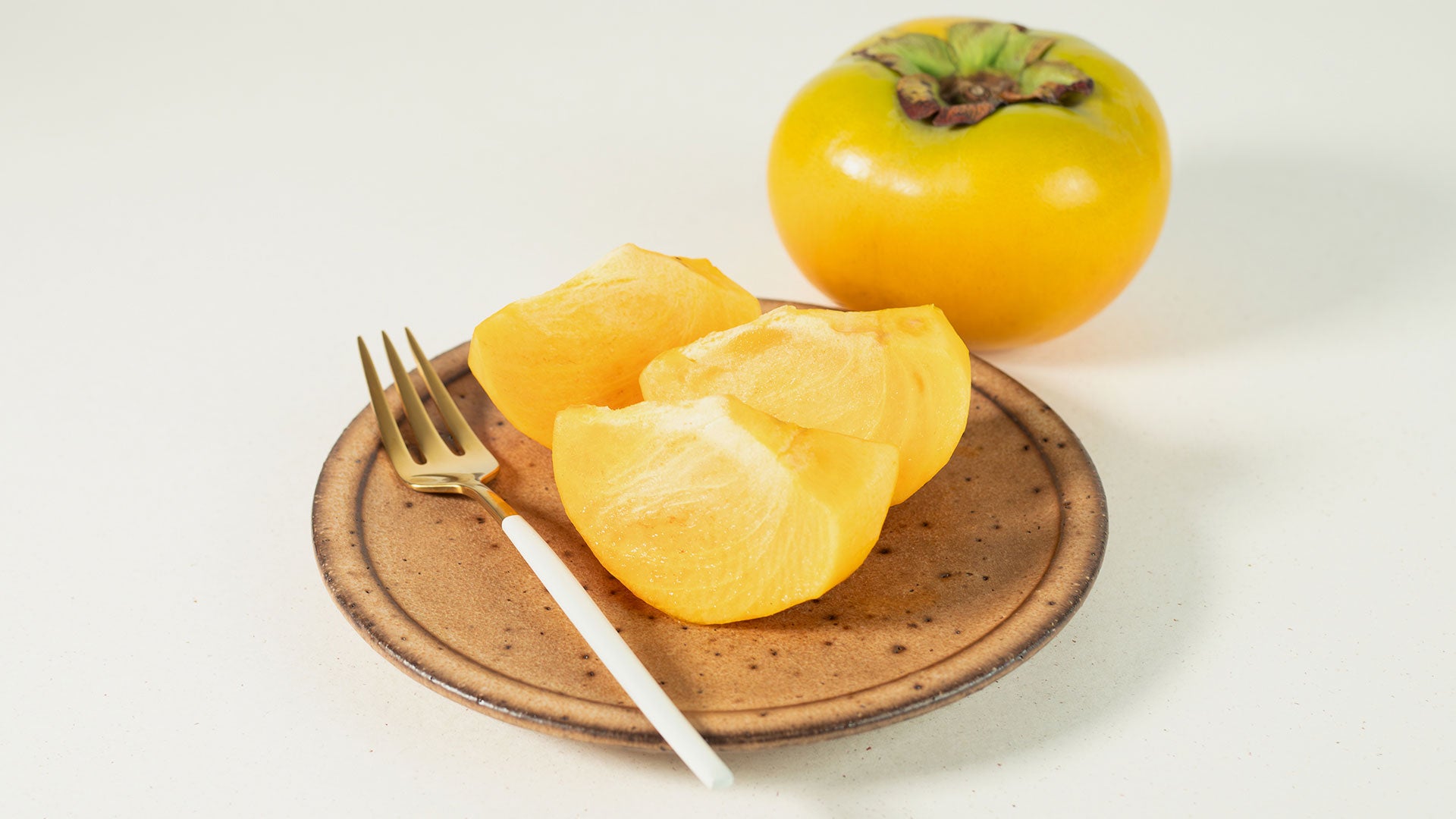 Sliced Japanese persimmons