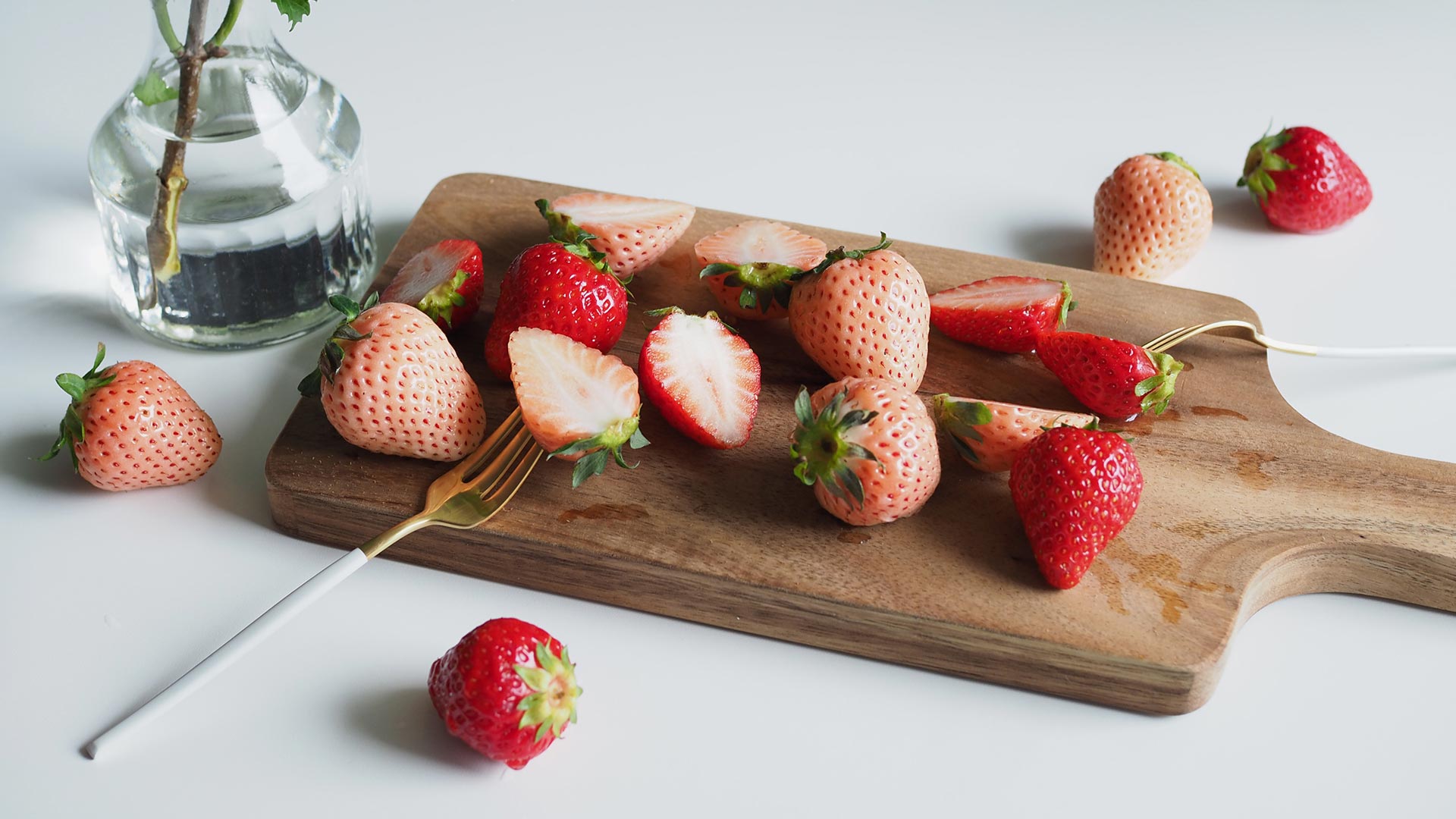 Strawberries are considered Winter Fruits in Japan