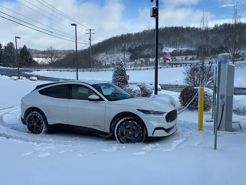 Instrument de déneigement antigel à interférence moléculaire