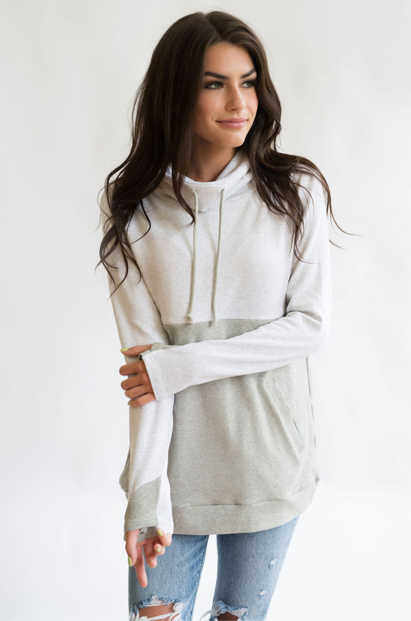 Nursing Pullover Sweatshirt with Hidden Zipper – Light Gray
