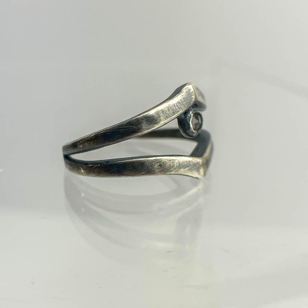 Rosecut Chevron Diamond Ring