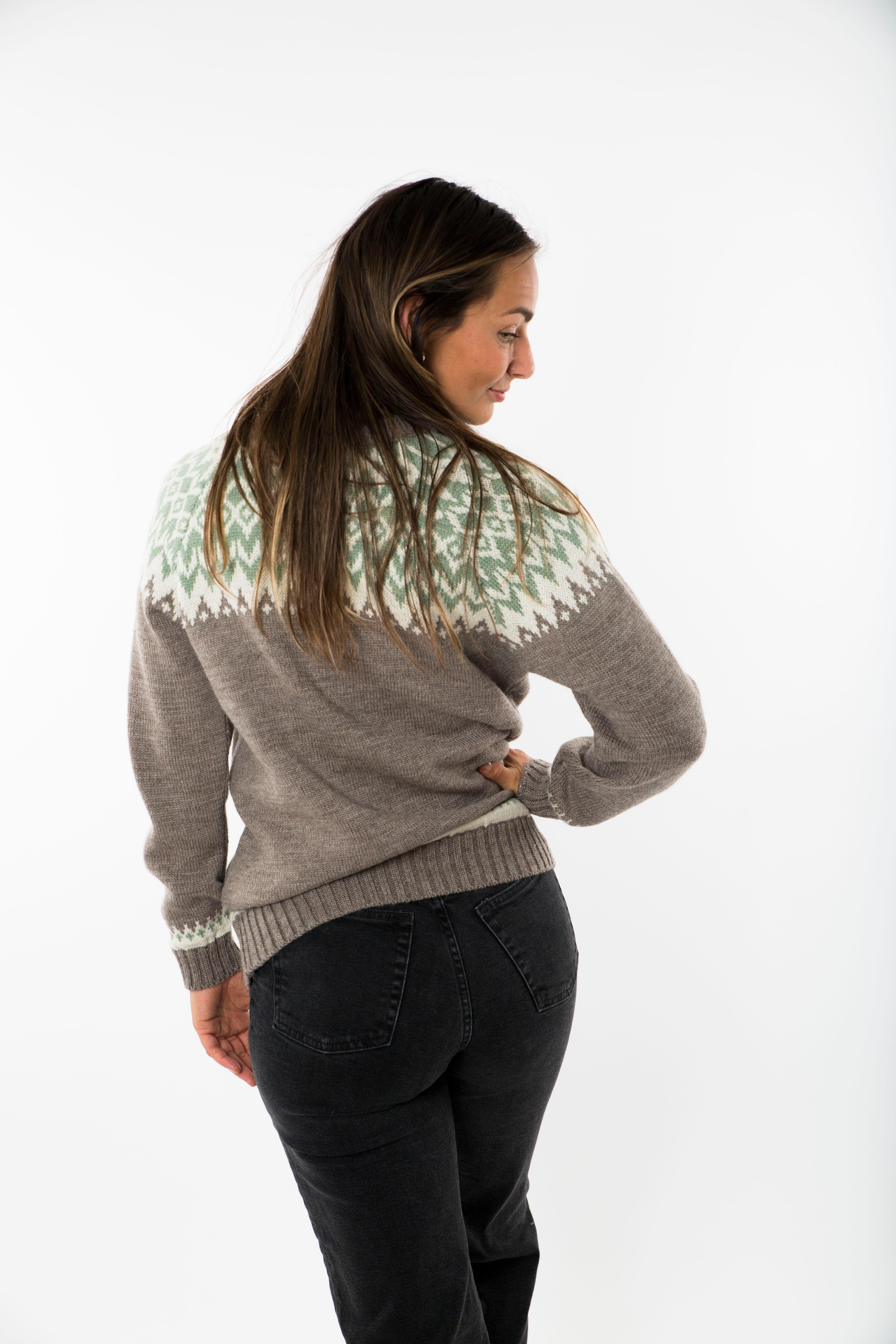 Billede af Helga Sweater Round Neck - Fuza Wool - Brown