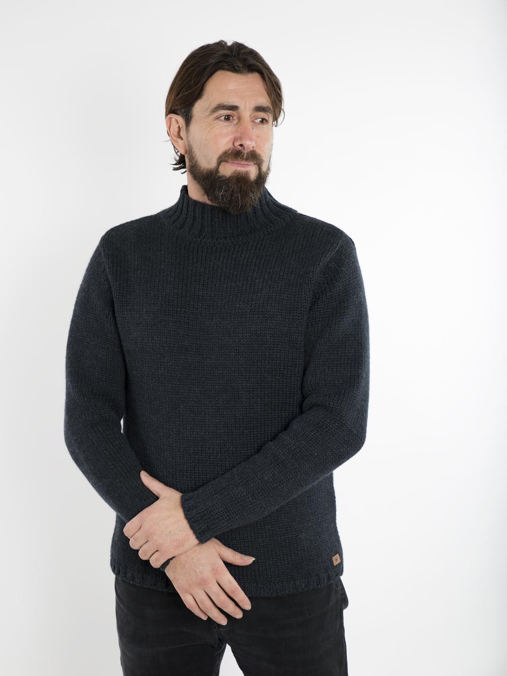 Se Poul Sweater High Neck - Fuza Wool - Navy Melange hos Fuza Wool