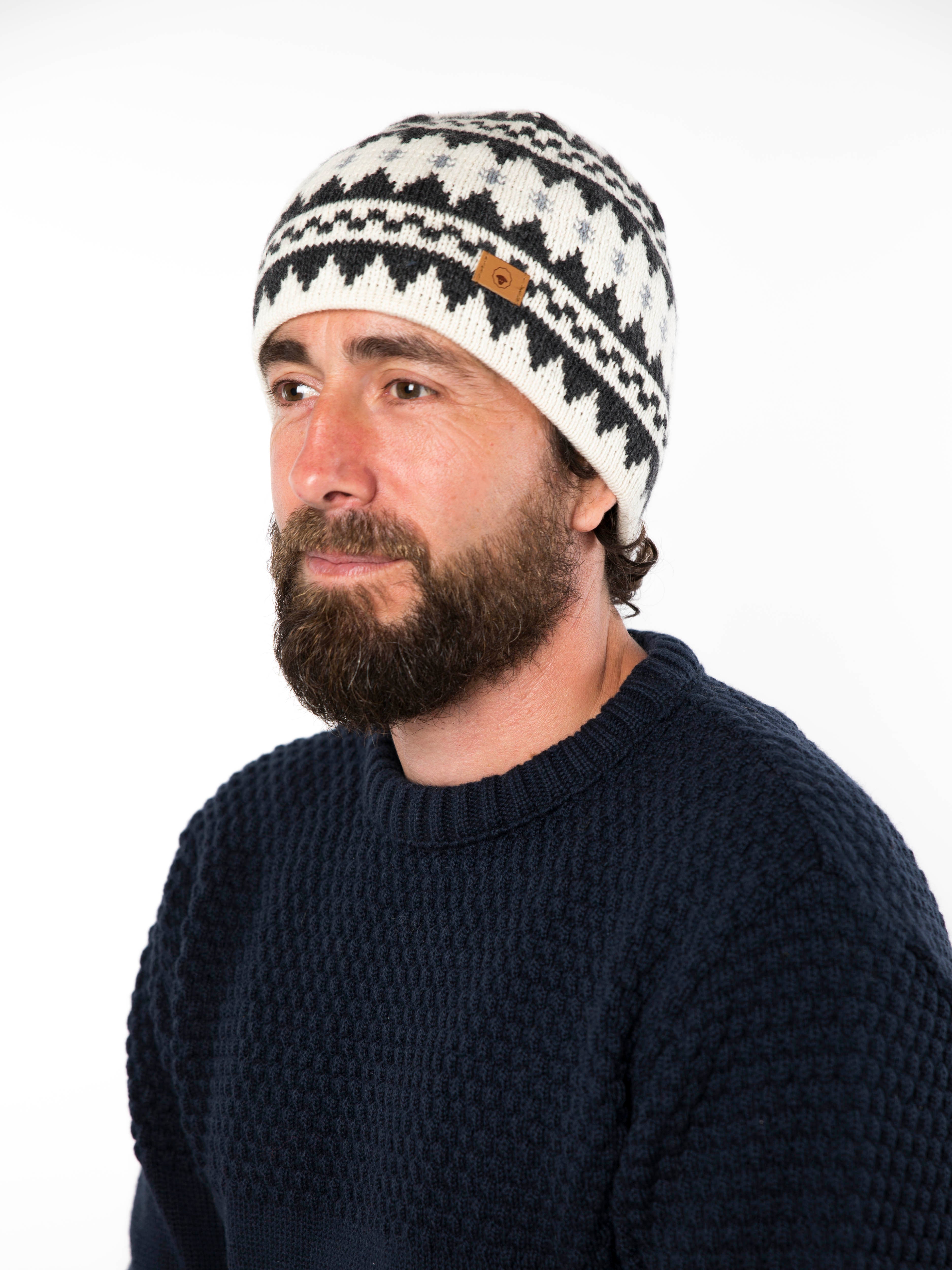 Se Gorm Beanie Reversible - Fuza Wool - White hos Fuza Wool