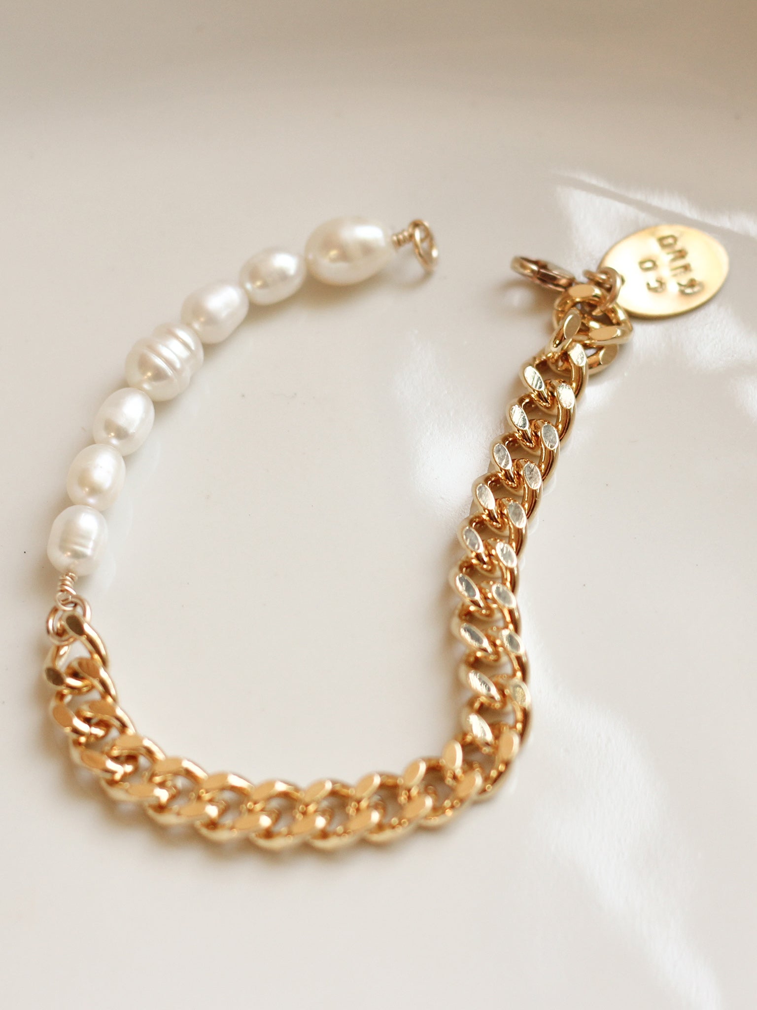 Pearls and Chain Bracelet