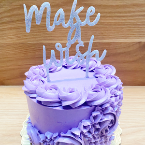 
                
                    Load image into Gallery viewer, Floral Cake
                
            