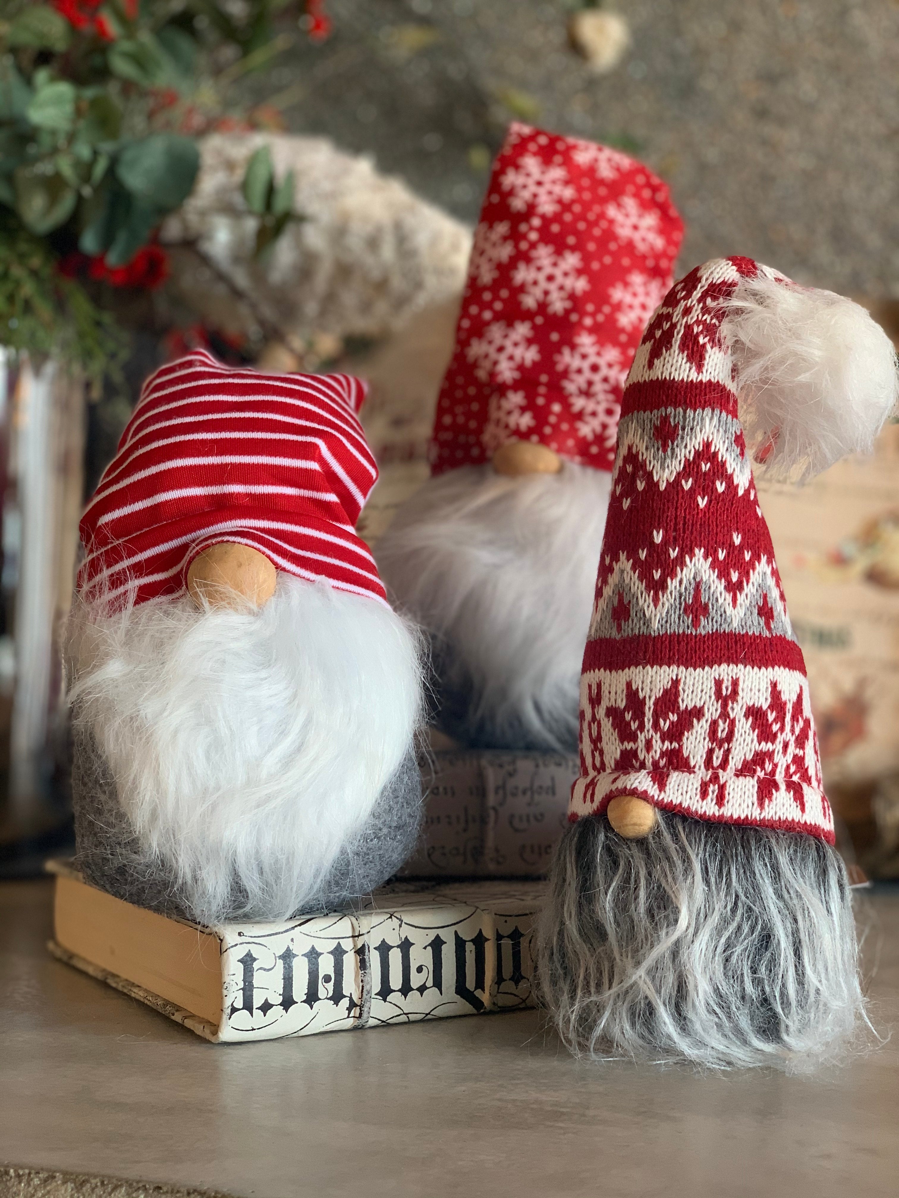 SET OF 3 SMALL RED GNOMES