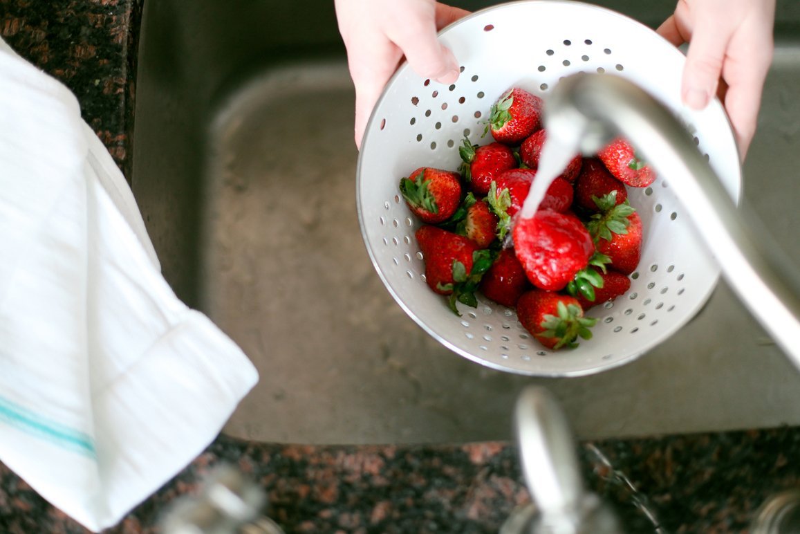 How to properly clean your fruits & vegetables ATTITUDE