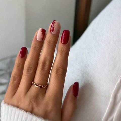 faux ongles rouge pailletté