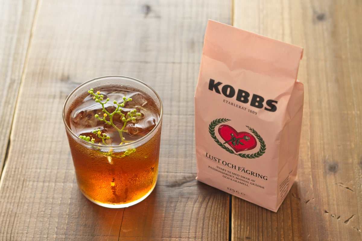 北欧スウェーデンのKOBBS（コブス）の紅茶、LUST & FÄGRING　パッション＆ビューティーのアイスティーでフィーカ