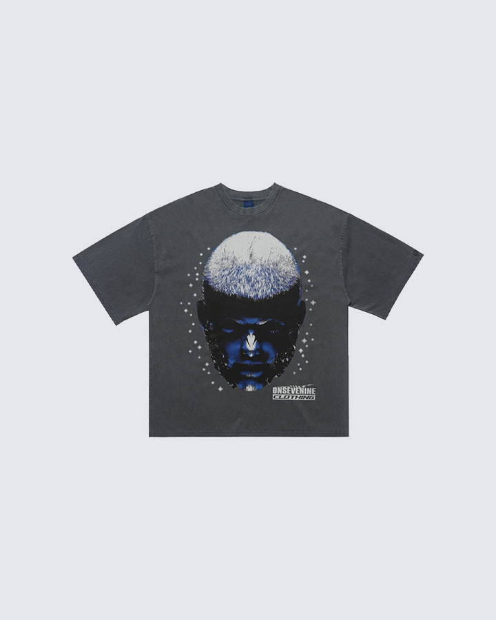 ONSEVENTEEN Abstract Face Graphic Tee