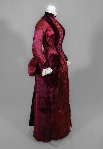 new_canaan_dress_1880s_side_view