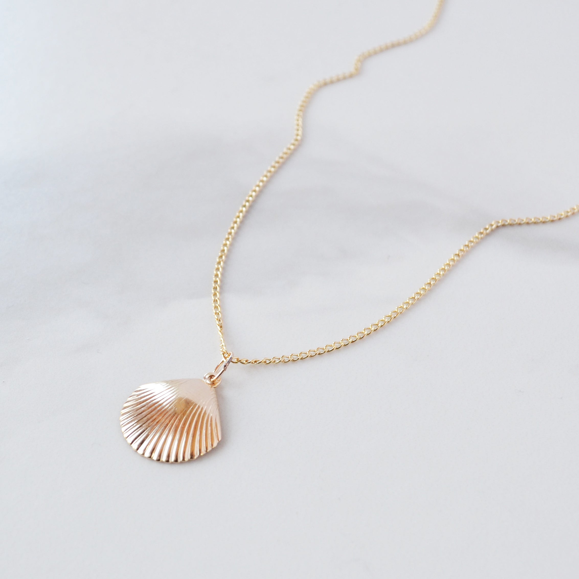 Delicate Seashell Necklace | Glamrocks Jewelry