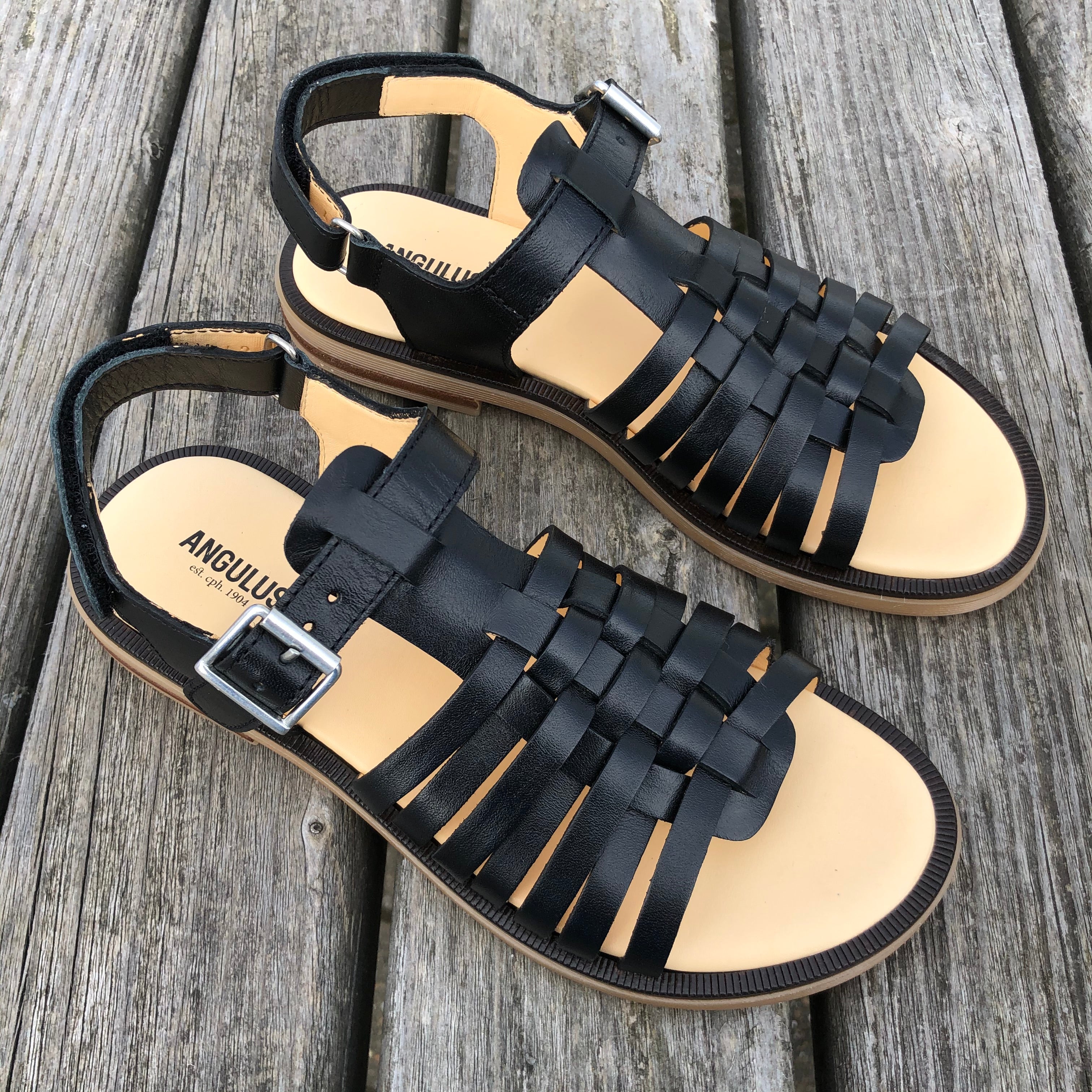 blive imponeret mor Indigenous Angulus - Sandal Med Spænde Og Velcro, 4442 - Black – MiniJacobi