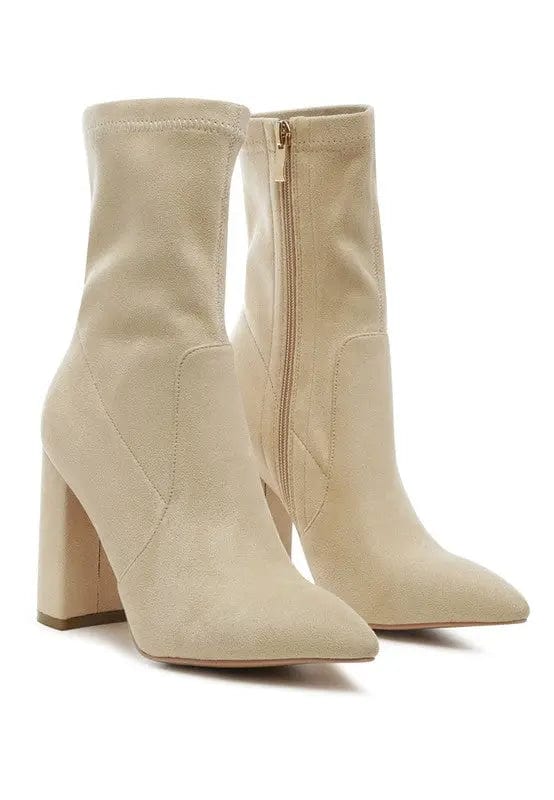ZAHARA Pointed Block Heeled Boots