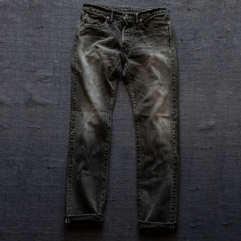 black selvedge fades