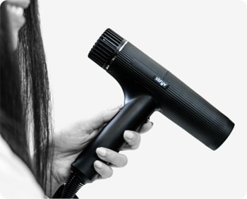 hairdryer.jpg__PID:5787c8d7-81e0-4a7e-82f5-b807ab9449f6