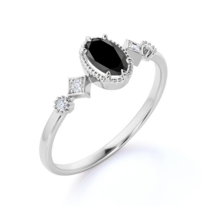 halo-black-diamond-engagement-ring