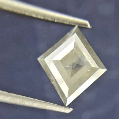 kite-shaped-loose-rustic-diamond