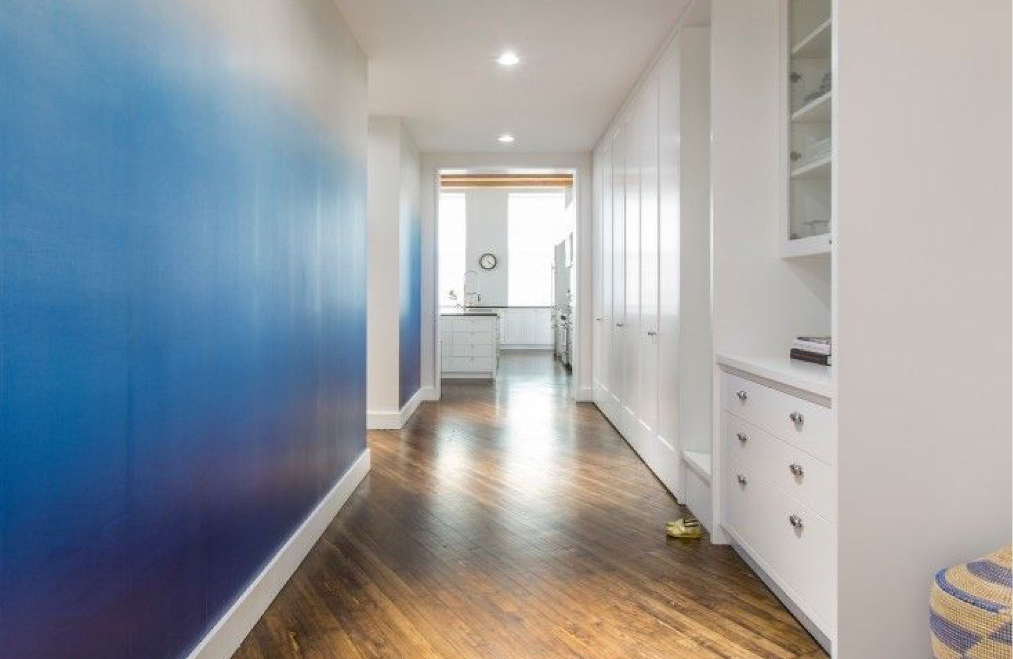 hallway with blue Ombre style