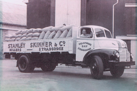 skinner's delivery truck from the 1900s