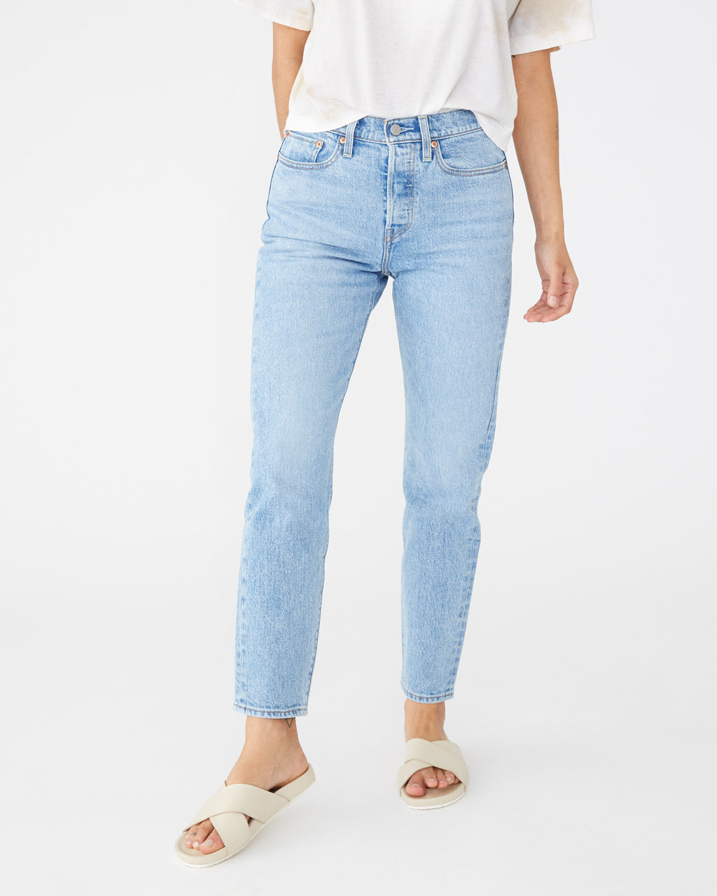 wedgie fit light wash high rise jeans levi's