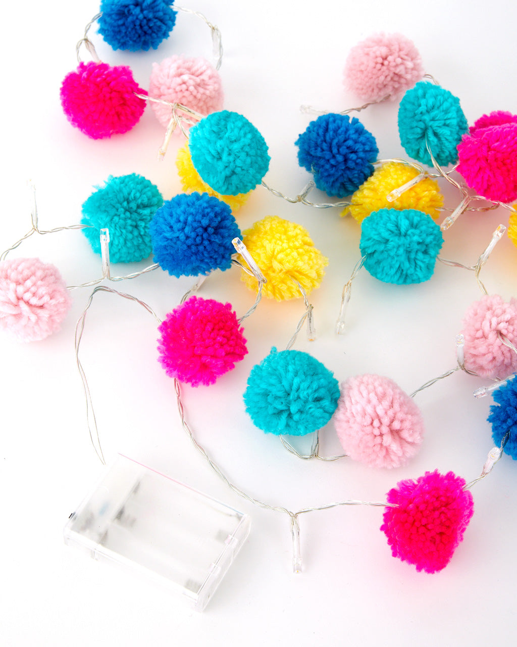 Pom Pom String Lights Super Fly