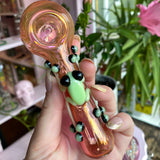 Color-changing Pipe with Frog
