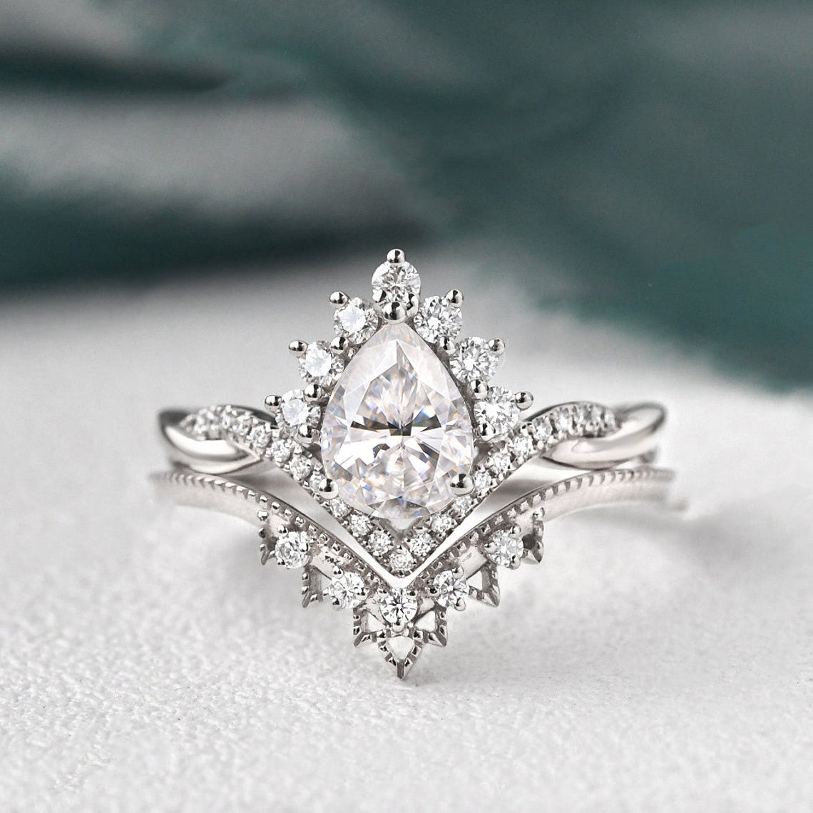 1.50 CT Pear Cut Cluster Twisted Moissanite Bridal Ring Set
