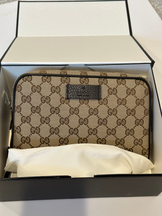 Louis Vuitton Easy Pouch Monogram Empreinte leather. Gradient collecti –  Posh Ave Luxury Consignment