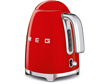 Red Smeg kettle